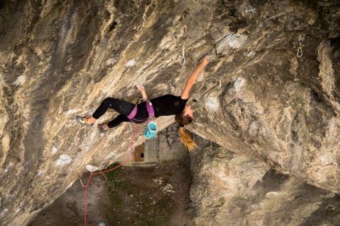 Johanna Färber klettert 