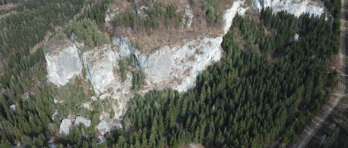Klettergarten Kanzianiberg Drohnenübersicht; (c) Anika Ferlitsch